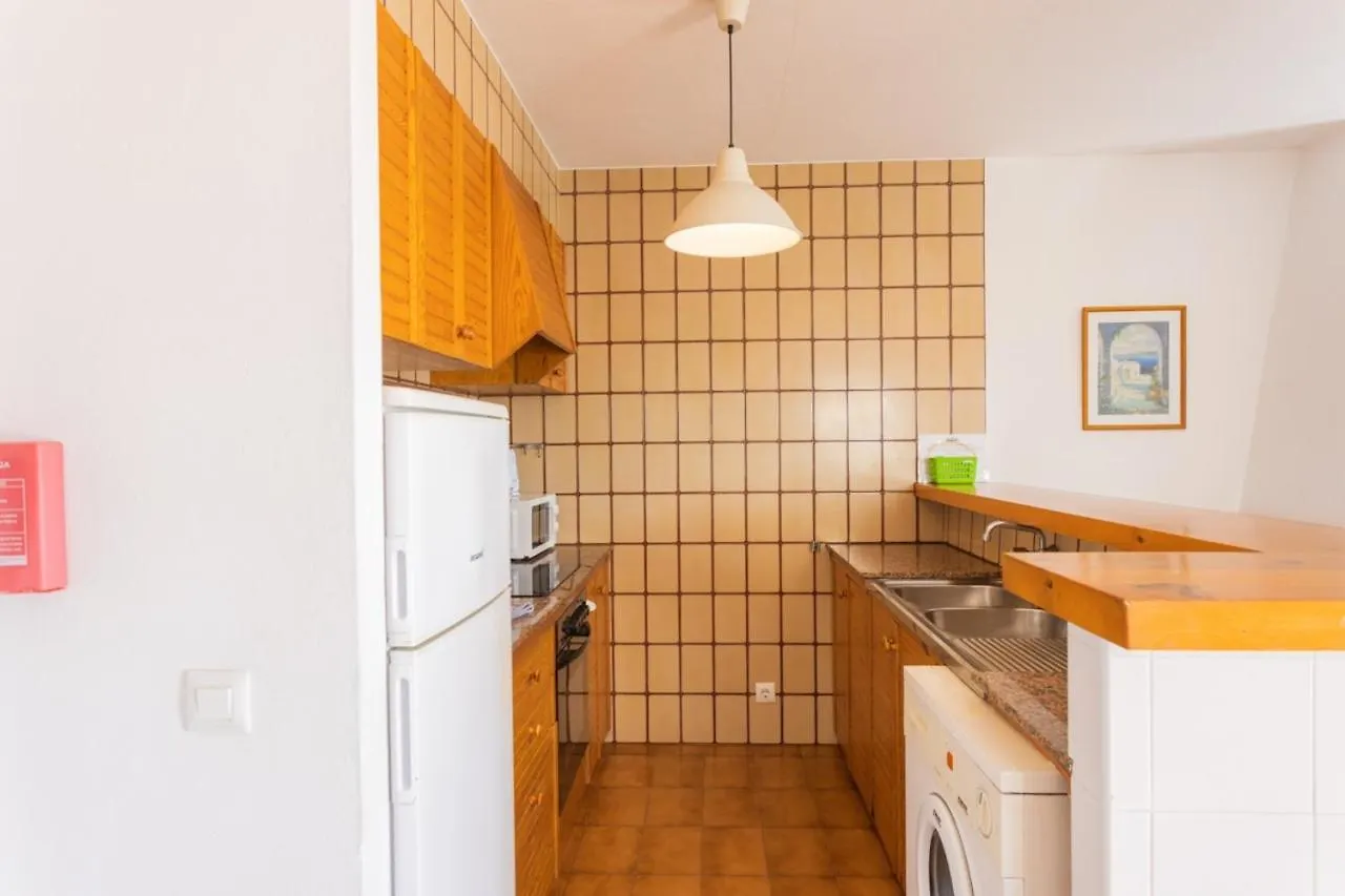 Villas 83A/B Nord, Sud, Son Bou 0*,